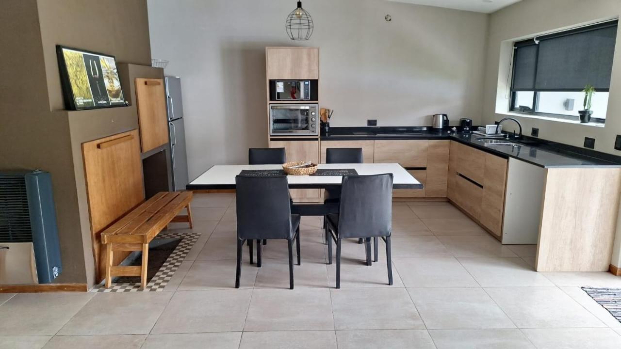 Olivo Apartment Ескуел Екстериор снимка